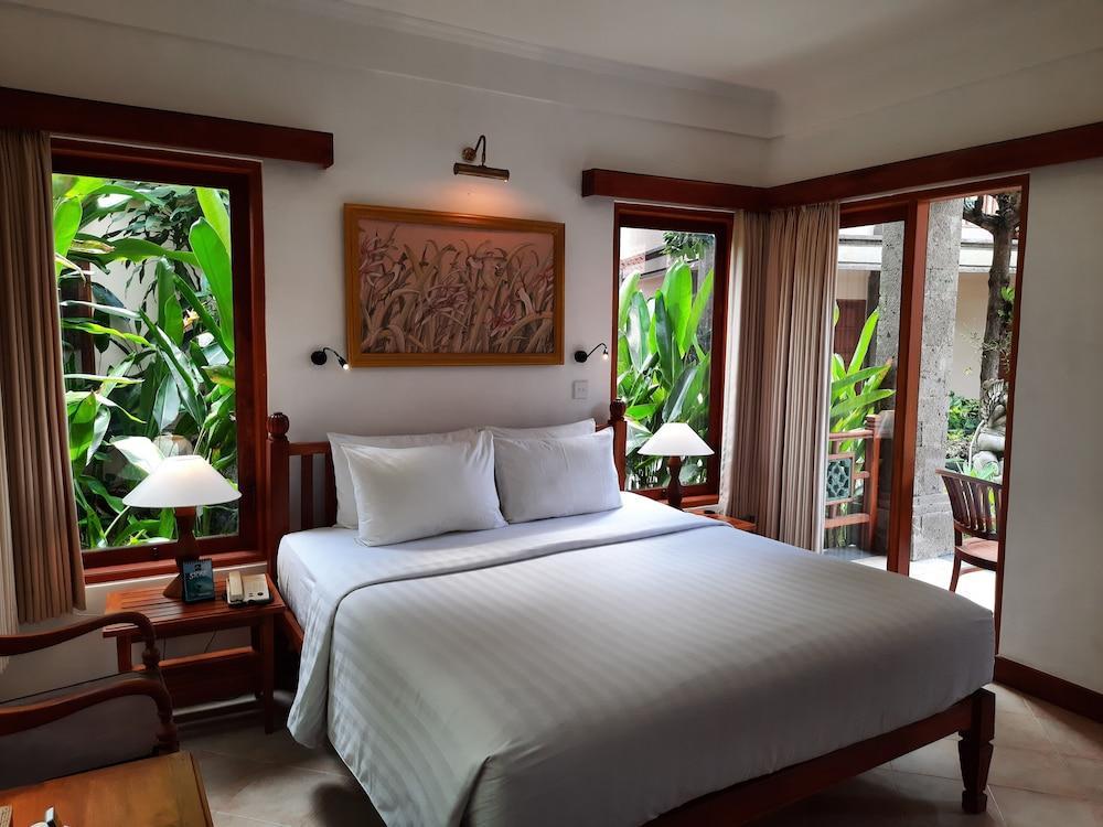 Puri Mesari Hotel Sanur Exteriör bild