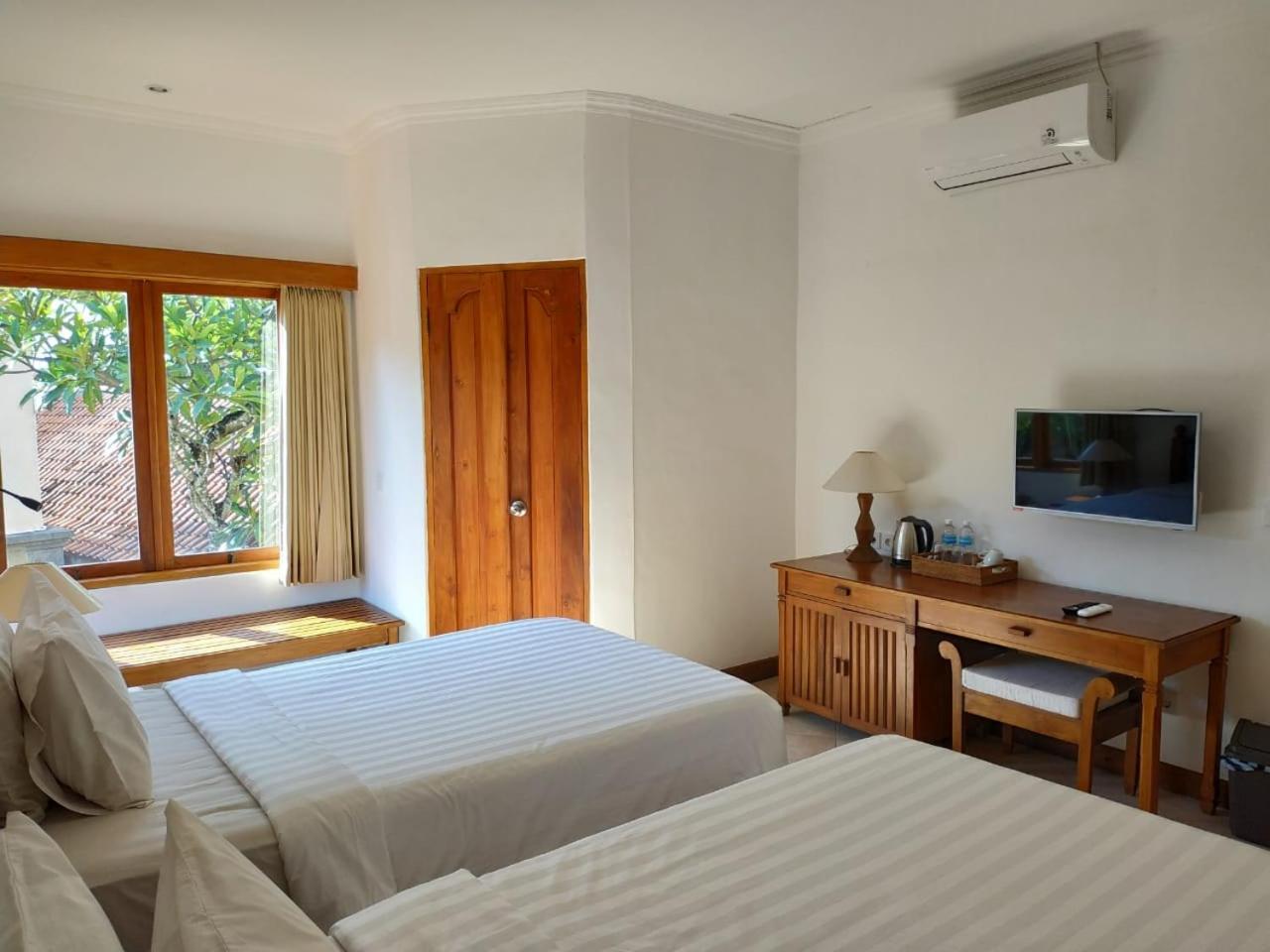 Puri Mesari Hotel Sanur Exteriör bild